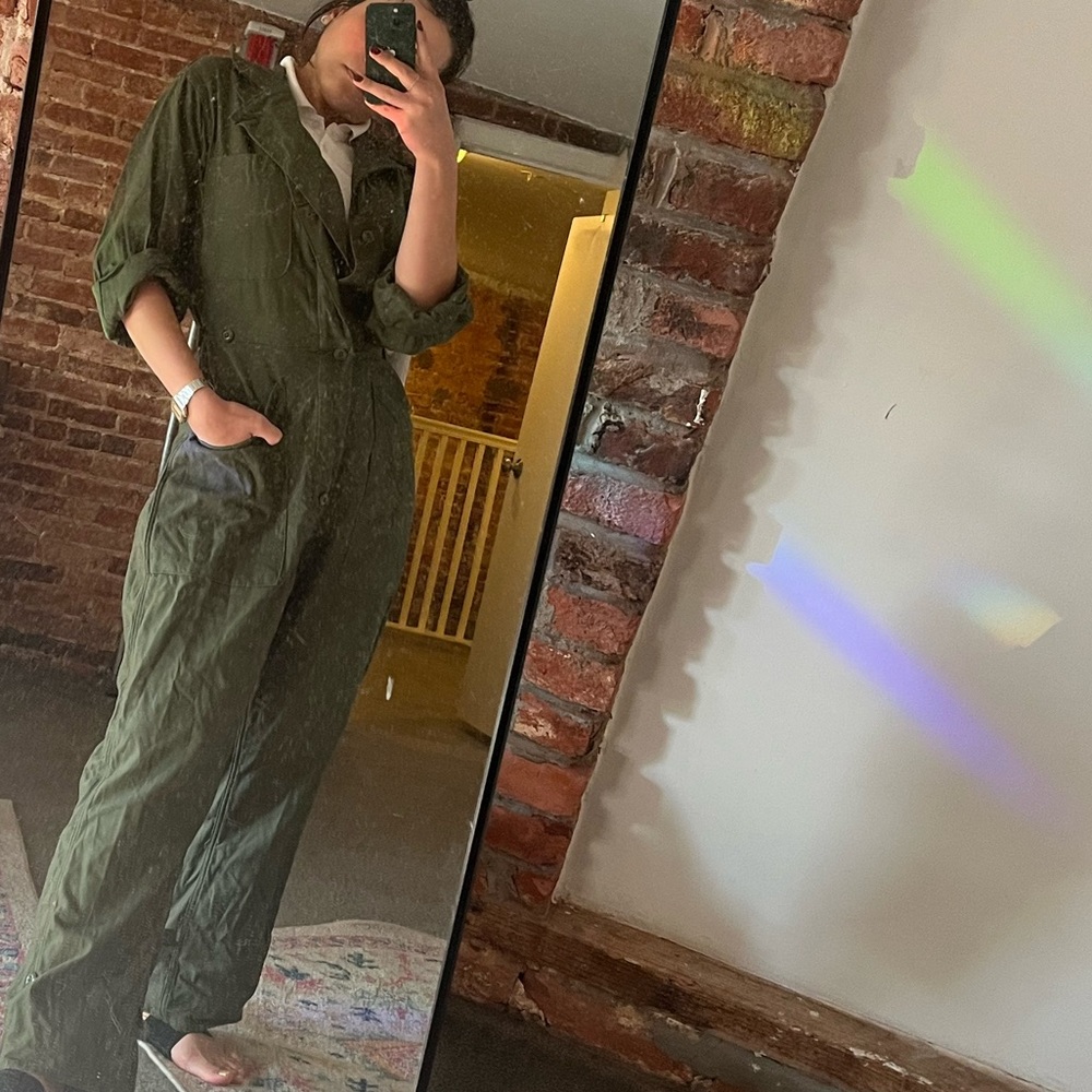 Unisex size 27 Military surplus onesie jumpsuit army green medium adjustable